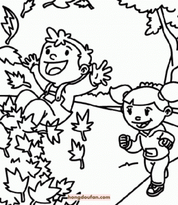 15张秋天落叶中尖叫的孩子们可爱的维尼小熊涂色卡通简笔画！